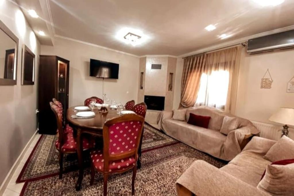 A Home Away From Home Τρίκαλα Εξωτερικό φωτογραφία