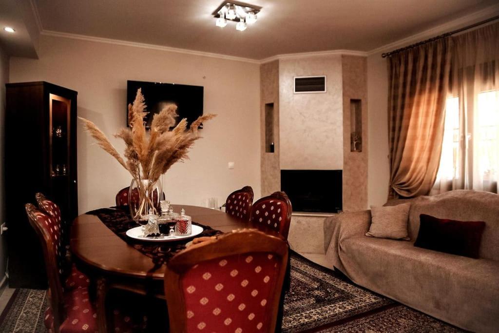 A Home Away From Home Τρίκαλα Εξωτερικό φωτογραφία